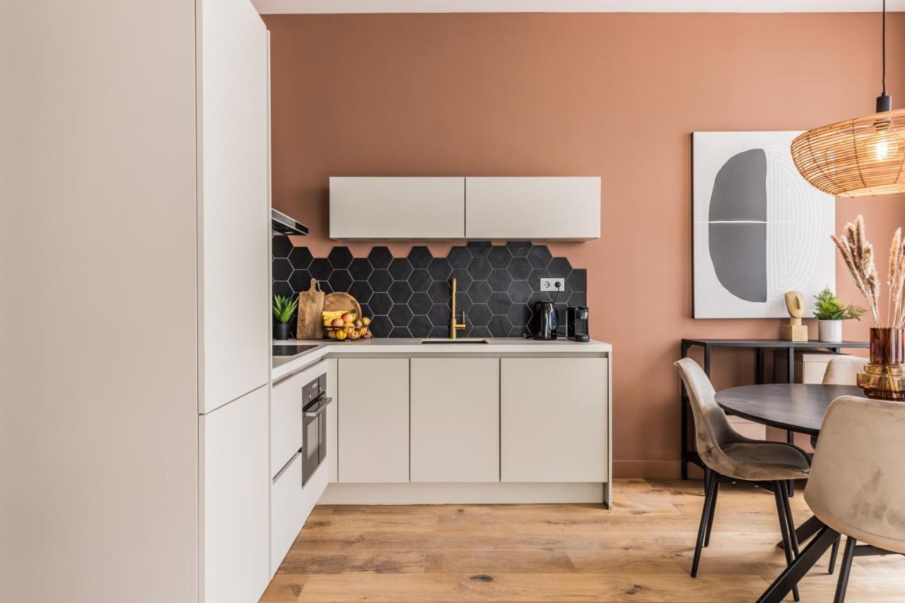 Appartamento Excellent Listing 'Shiraz' L'Aia Esterno foto