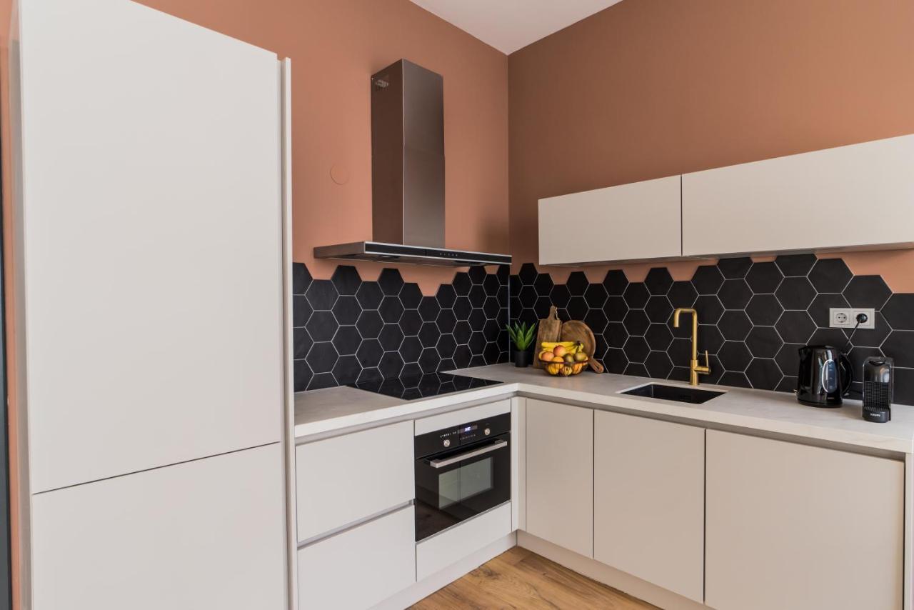 Appartamento Excellent Listing 'Shiraz' L'Aia Esterno foto
