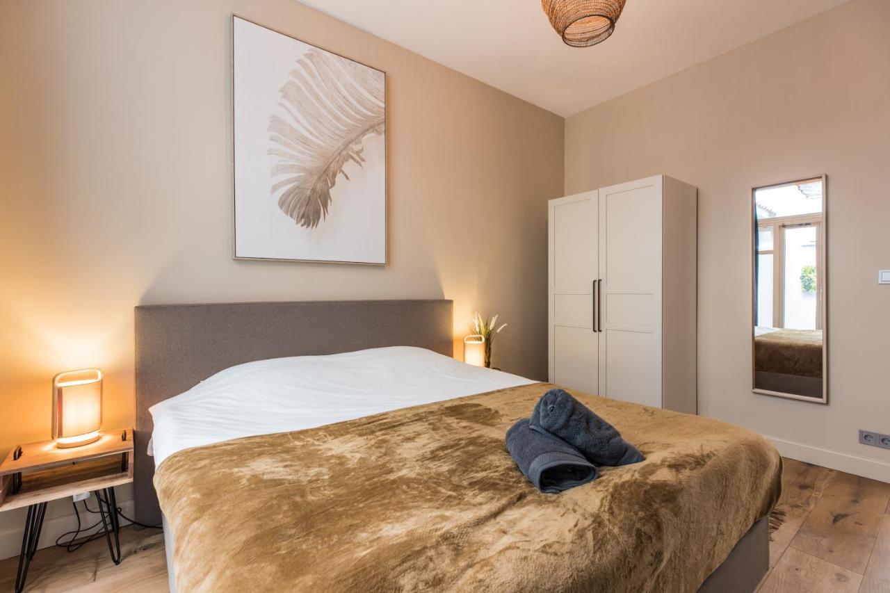 Appartamento Excellent Listing 'Shiraz' L'Aia Esterno foto