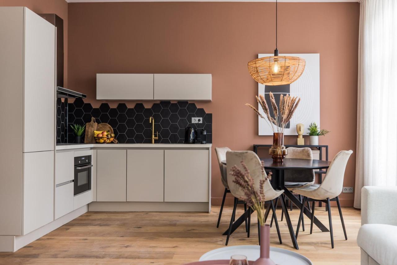 Appartamento Excellent Listing 'Shiraz' L'Aia Esterno foto