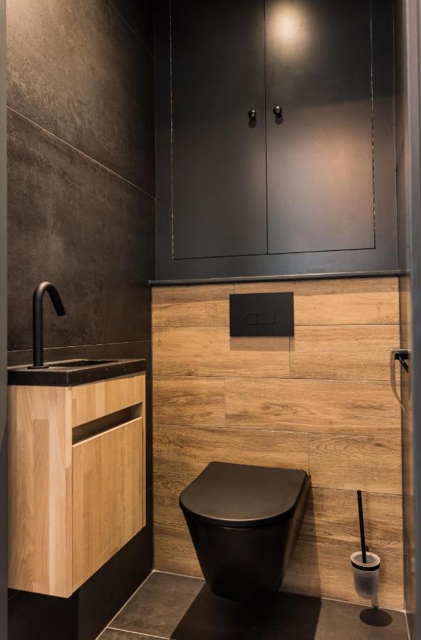 Appartamento Excellent Listing 'Shiraz' L'Aia Esterno foto
